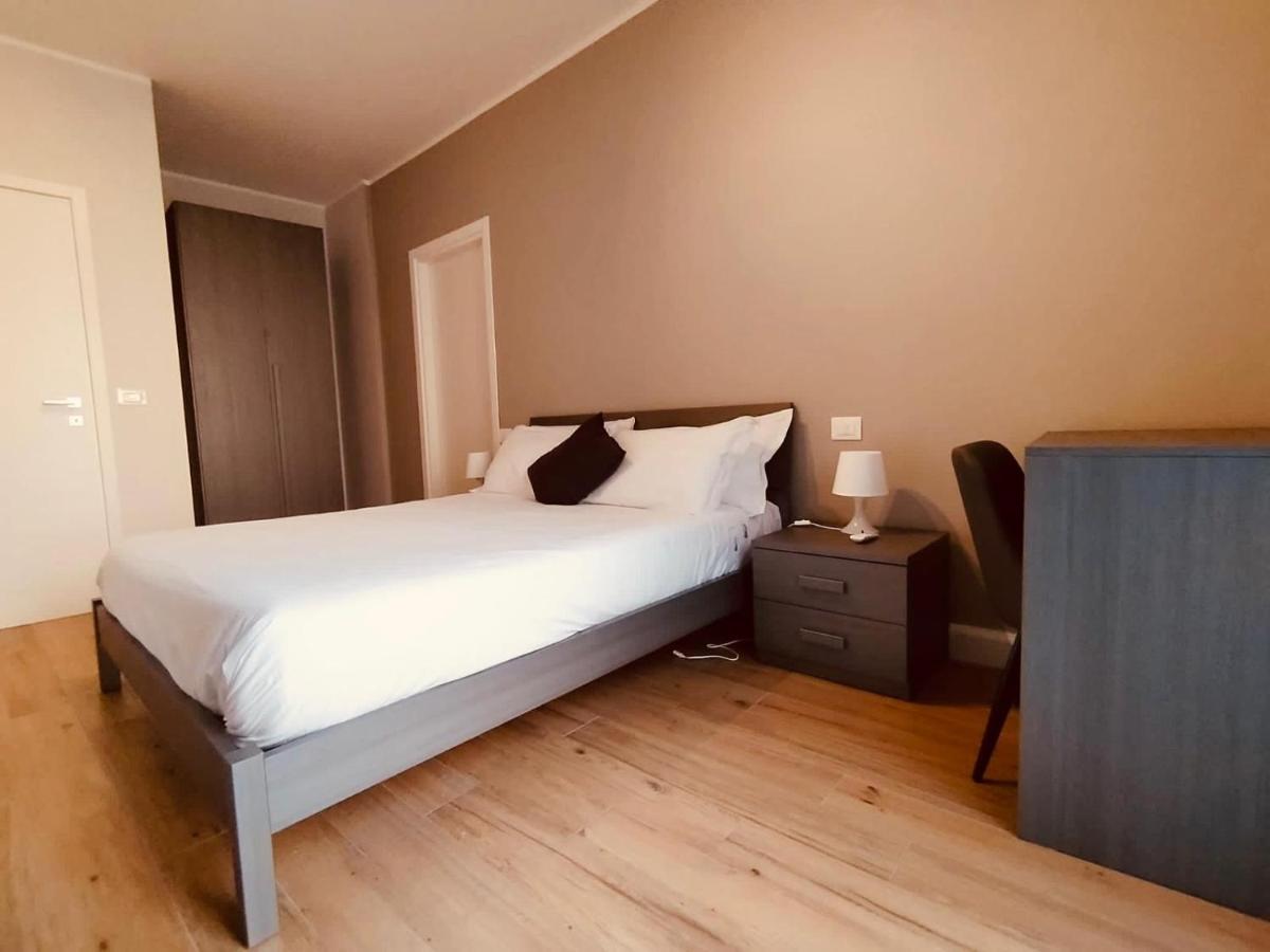 Hh Hermoso Housing Asti Eksteriør bilde