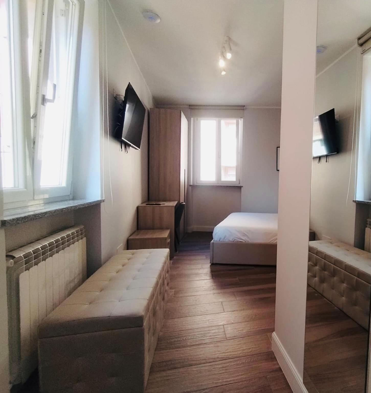 Hh Hermoso Housing Asti Eksteriør bilde