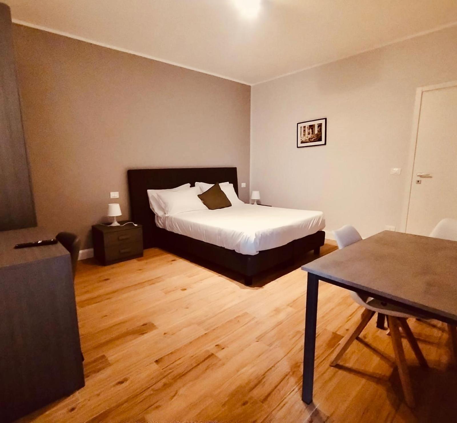 Hh Hermoso Housing Asti Eksteriør bilde