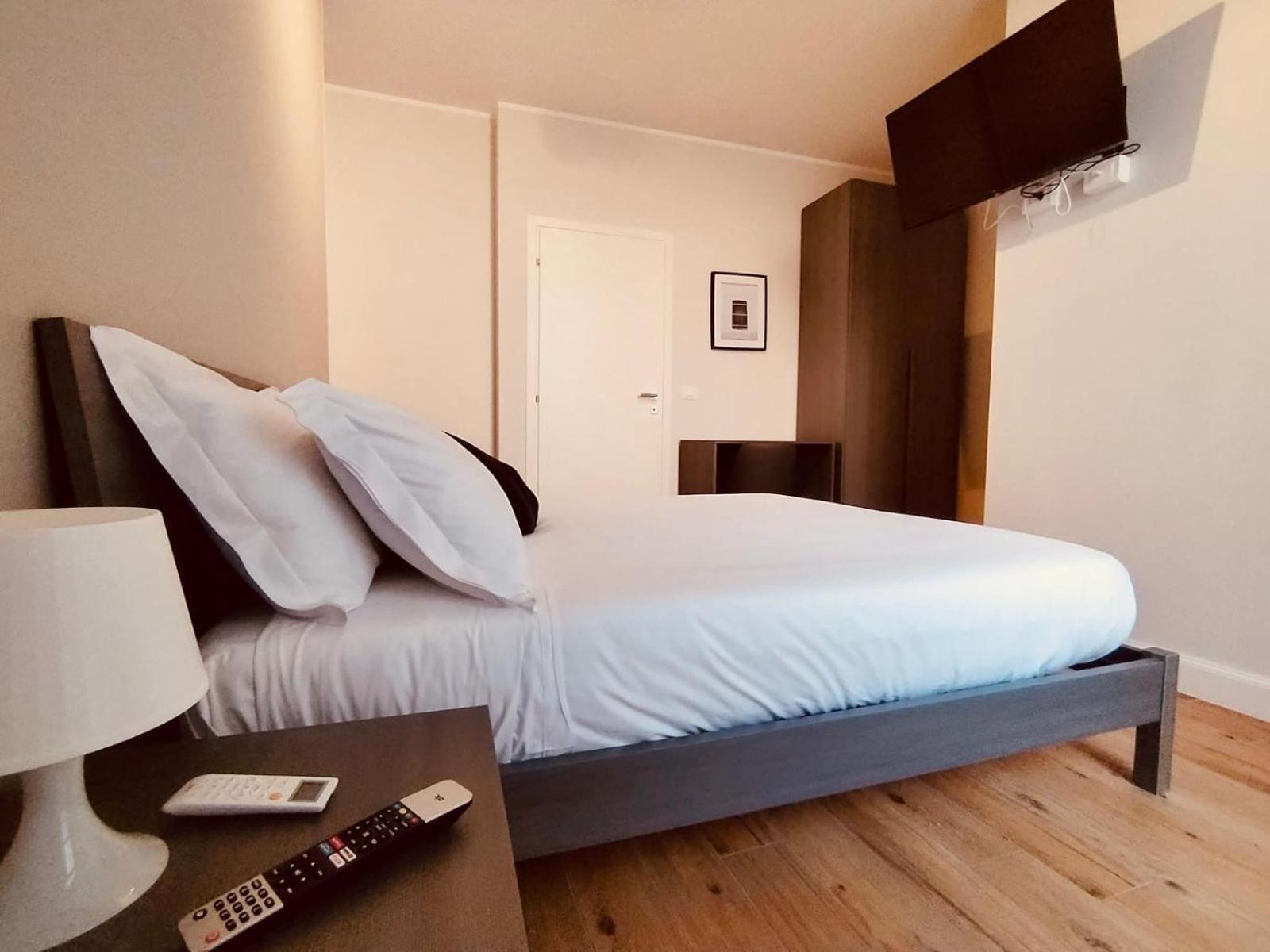 Hh Hermoso Housing Asti Eksteriør bilde