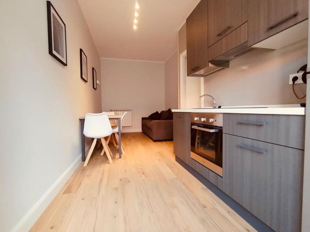 Hh Hermoso Housing Asti Eksteriør bilde