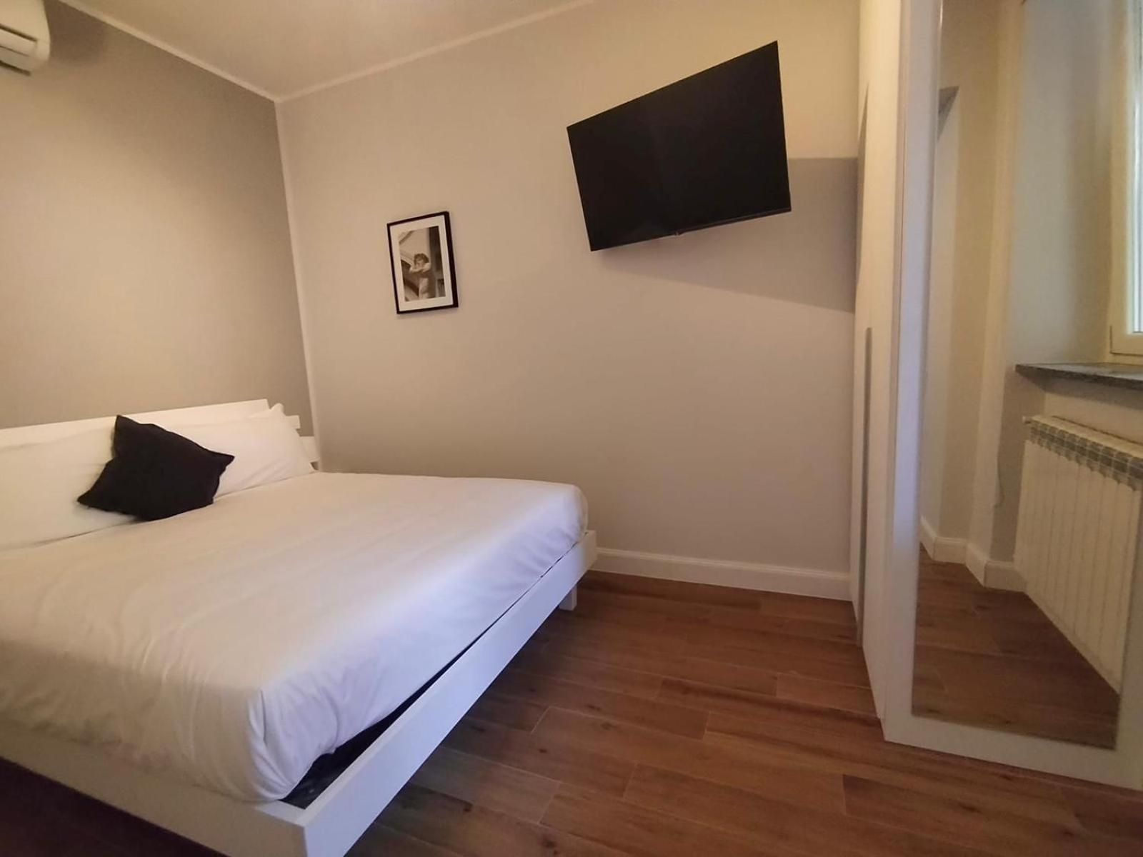 Hh Hermoso Housing Asti Eksteriør bilde